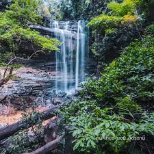 น้ำตกยุงทอง